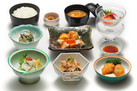 夕食 懐石料理